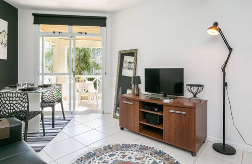 Porto da Lagoa Condo | By the lagoon: beautiful view and 1GB internet