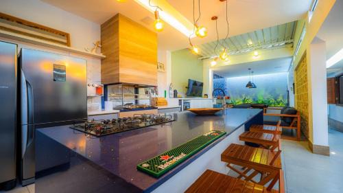 Joao Fernandes House | Bz 51 Center! High standard, 4 Suites with/Private leisure area