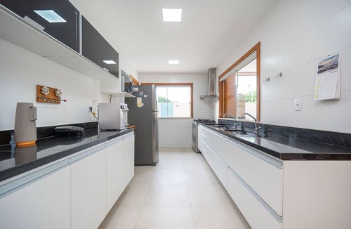 Praia Rasa House | Bz38 House 150m from the beach with private pool