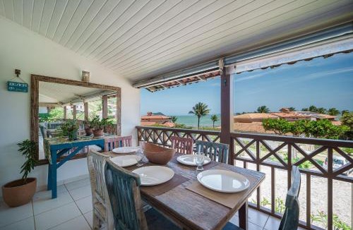 Arpoador House | Bz43 Feet in the sand! Home with safety and comfort