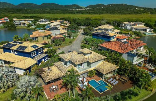 Praia Rasa House | Bz58 Beautiful house with private pool and lake view