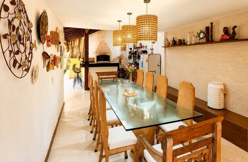Downtown Buzios House | BZ62 Center! Large house, 5 suites and gourmet area