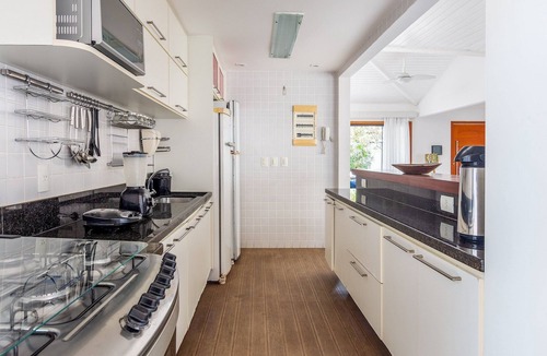 Praia Rasa House | Bz65 House 200 meters from the beach with 4 suites