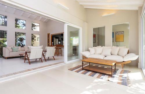 Marina House | BZ76 large house with 3 suites and private pool