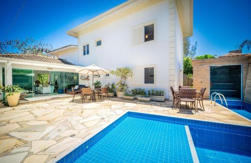Porto Belo House | Bz79 House with Pool and Sauna 300 meters from the Beach!