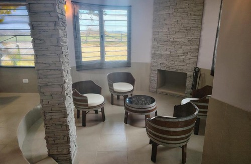 Mendoza Wine Region House | Cabaña con parque en Tupungato