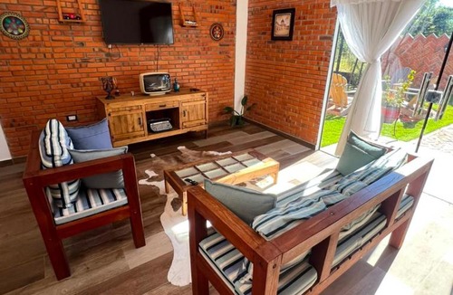 Atyra House | Cabaña Premium Yvyja de La Mala Junta