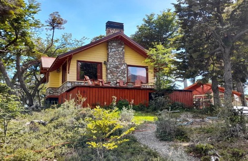 Ushuaia House | Cabañas Bahía de los Renos