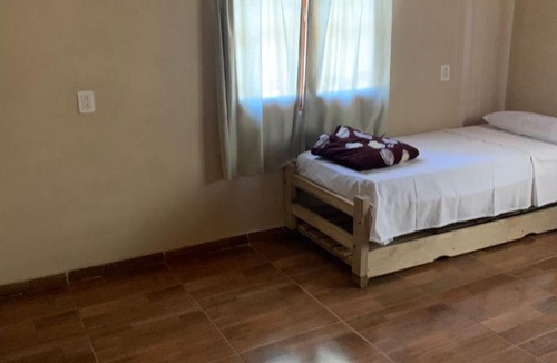 Puerto Piray House | Cabañas la flor
