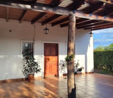 Coronel Moldes House | Cabañas La Juanita