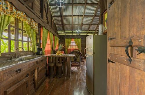 Katira Villa | Cabañas Montañas del Tenorio