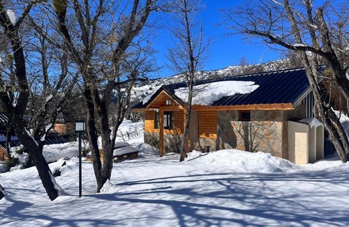 Moquehue Ski Chalet | Cabañas Viajeros Patagónicos Moquehue