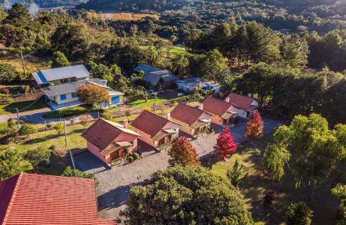 Nova Petropolis House | Cabana Abendrot - Villa Romântica by Achei