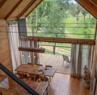 Campo Alegre Ski Chalet | Cabana Celeiro com cômodo secreto em Campo Alegre SC