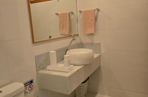 Anchieta House | Cabana da Cris