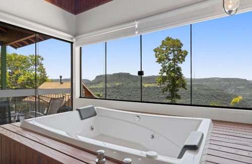 Nova Petropolis House | Cabana Groente Hütte Vila Germânica by Achei