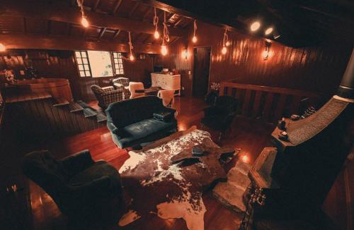 Camanducaia Other | Cabana Retrô com lareira e Ofurô em Monte Verde