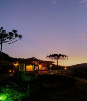 Bom Retiro House | Cabana Romântica em Bom Retiro