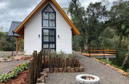Pinheiro Preto Cabin | Cabana Vale das Bromélias
