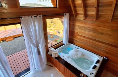 Bom Retiro Ski Chalet | Cabanas Céu e Mel - Cabana 01