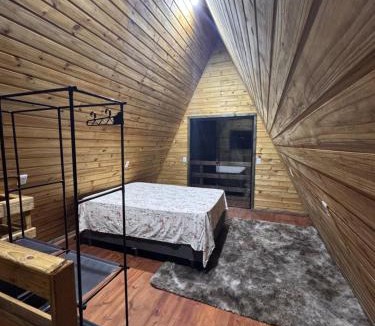 Vila Santo Antonio Ski Chalet | Cabanas da zimba