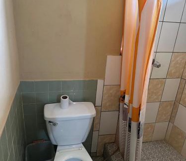 Paso Canoas Hotel | Cabinas Hilda