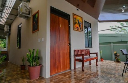 Penas Blancas House | Cabinas Los Colibris