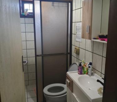 Tijucas Bed & Breakfast | Cama Quarto Coletivo Hostel ou Quarto até 4 pessoas e Piscina Pousada Tijucas Lua Encantada