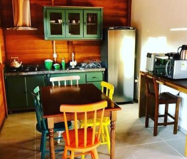 Sao Bonifacio Cabin | Caminhos da Serra do Tabuleiro - Chalé Araucária