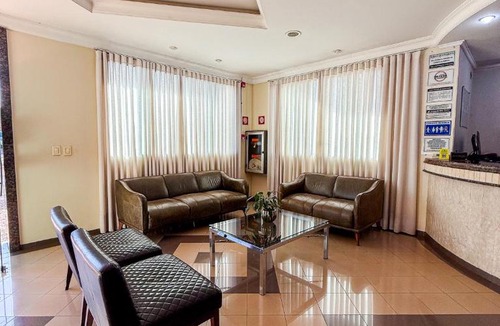 Rio Verde Hotel | Canadá Hotel