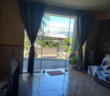 Pantano do Sul Apartment | CANTINHO Acolhedor,ambiente agradável e familiar
