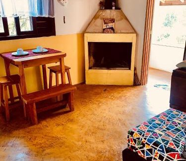 Goncalves House | Cantinho da Araucária