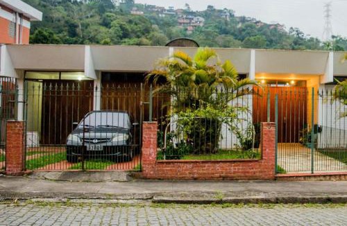 Duques House | Cantinho SLED Kitnet in the Petrópolis portal