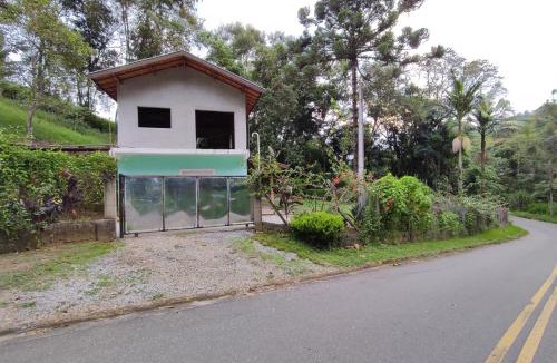 Santo Antonio do Pinhal Apartment | Canto das primaveras