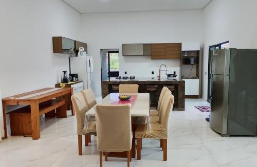 Tatui House | Canto dos Pássaros