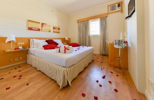 Taubate Hotel | Carlton Plaza Baobá