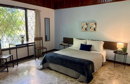 Barrio Dent Hotel | Carolina Hostel