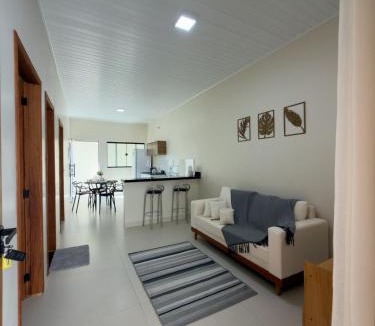 Alta Floresta Apartment | Casa 02 - Aconchegante e cheia de estilo - 5 min do centro