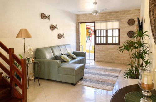 Cabo Frio Apartment | Casa 2 Suítes com Ar no Peró - Piscina