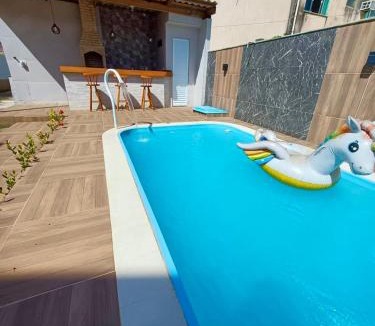 Rio das Ostras House | Casa 2 suítes e piscina em Rio das Ostras há poucos passos do Mar!