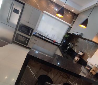 Santo Afonso House | Casa 3 quartos com piscina próx ao Shopping