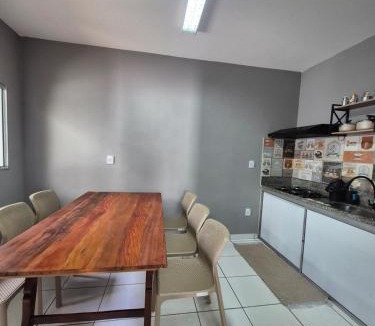 Vigilato Pereira House | Casa 3 quartos, prox Centro, UMC, UFU, Camaru c Garagem