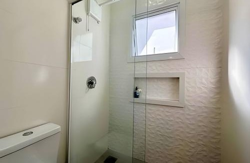 Capao da Canoa House | Casa 4 Suítes com piscina Fundos Lago-Ilhas Resort