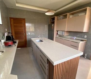 Cacari Villa | Casa 5 quartos Aluguel Temporada Residencial Mirandinha