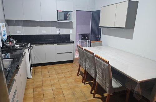 Tiradentes House | Casa a 4 km do centro e Shopping Campo Grande