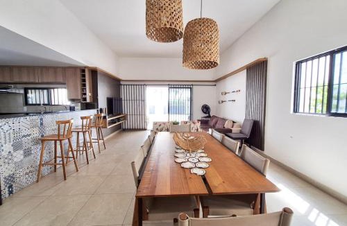 Bessa House | Casa a beira mar, 7 suítes, Ar, Piscina (Bessa/JP)