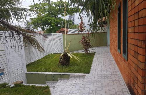 Parque Oasis House | Casa aBeira Mar 200 metros da praia Peruíbe