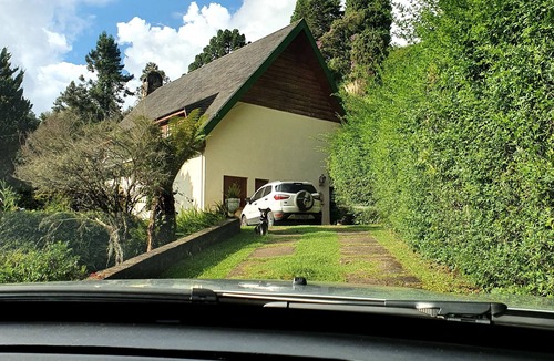 Vila Poran Cottage | Casa Aconchegante em Campos do Jordão com 4 Suítes, Aceita Animais de Estimação