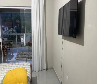 Mambucaba House | Casa aconchegante à 2 minutos da praia em Prainha de Mambucaba Paraty