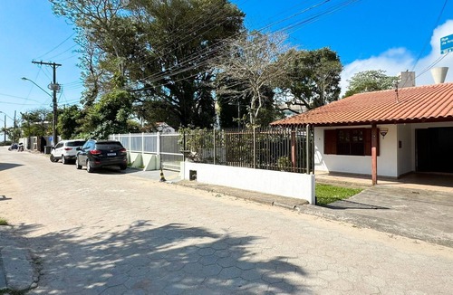 Cachoeira do Bom Jesus House | Casa Aconchegante a 100 metros da praia - NDI006